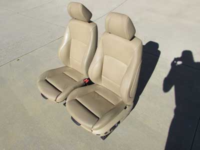 BMW Front Sport Seats Electric w/ Memory (Pair) 52107135539 E90 E91 E84 323i 325i 328i 330i 335 X12